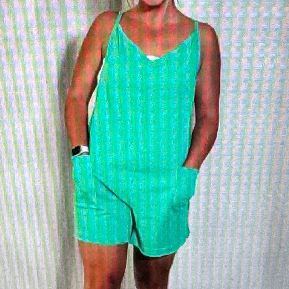 Ces Femme Sleeveless Kelly-Green Romper-Size Large